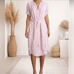 Xirena Chennedy V-Neck Short Sleeve Striped Seersucker Midi Dress